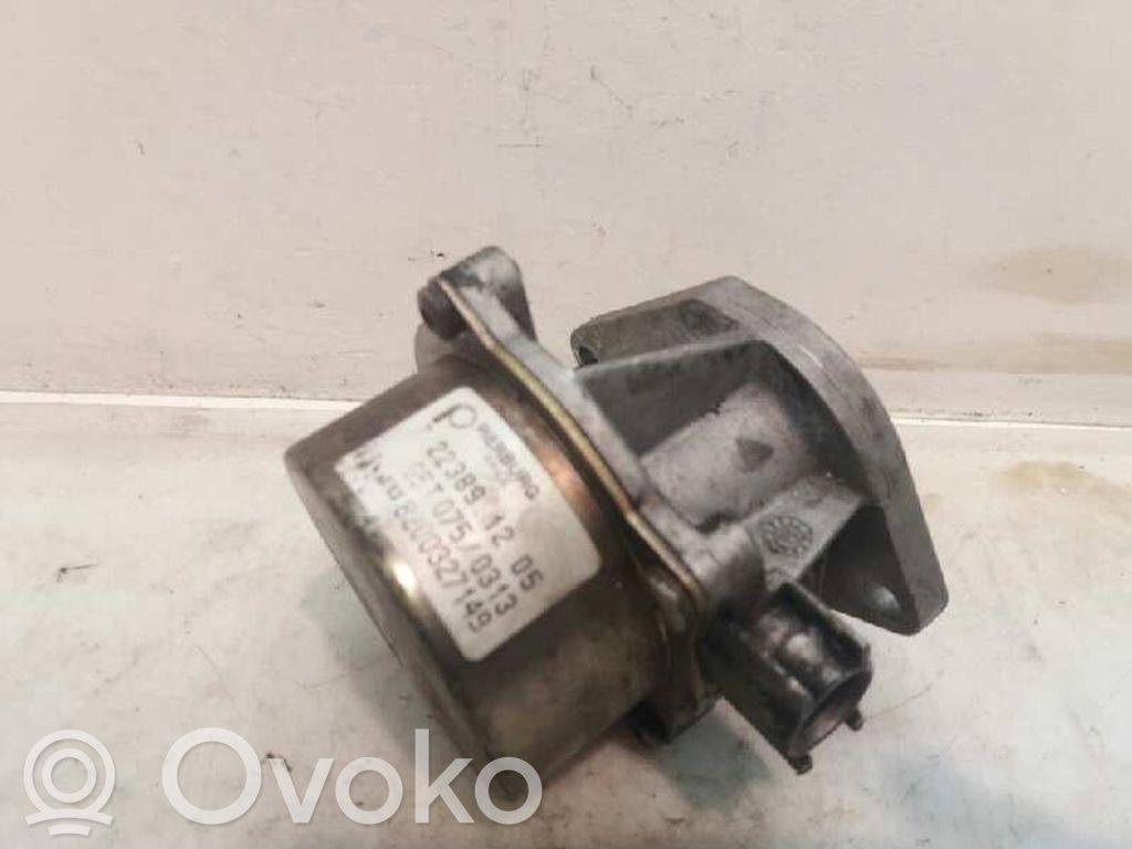 Renault Clio II Pompă vacuum 