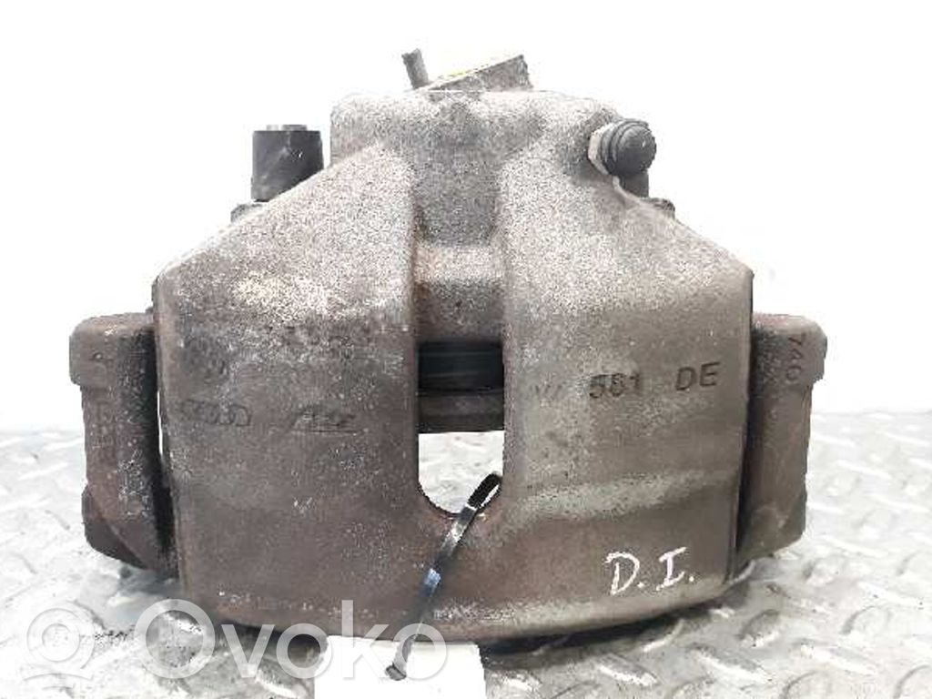 Caliper de freno delantero