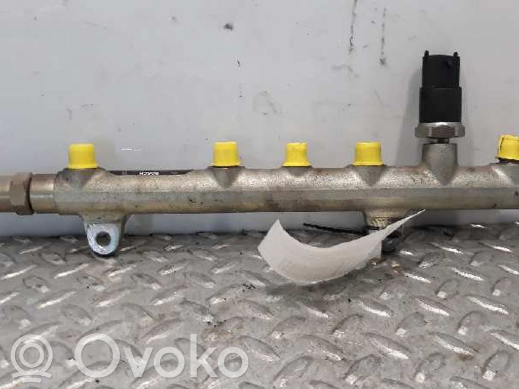Volvo S40, V40 Rampa inyectora 