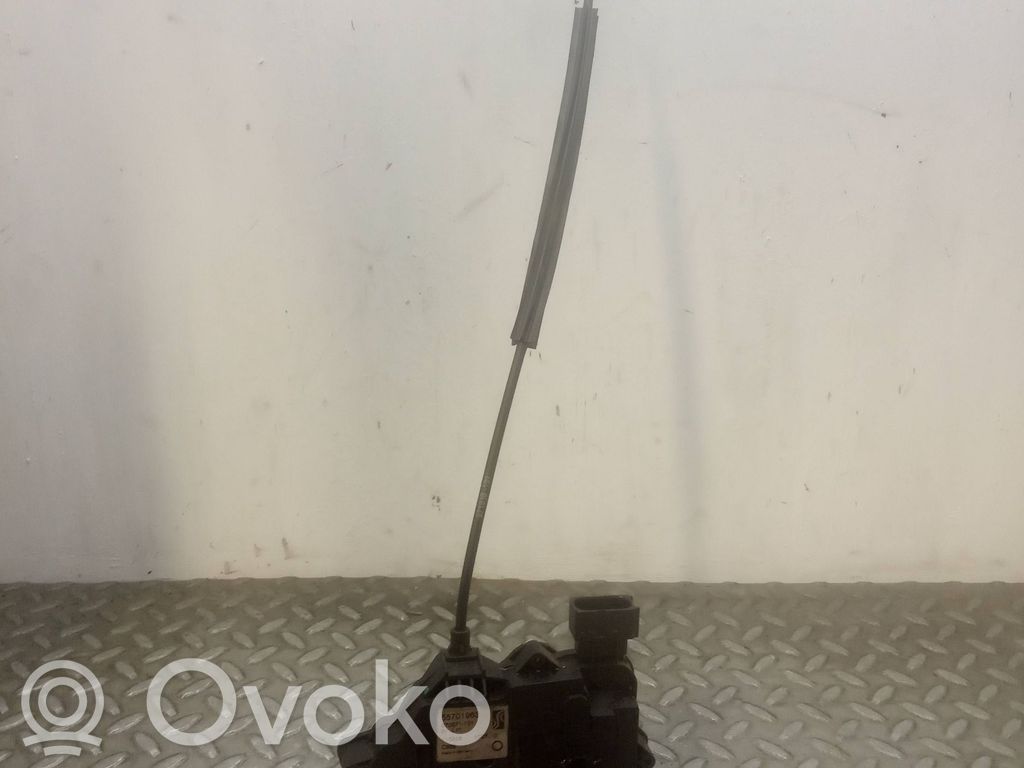 Fiat Grande Punto Zamek drzwi przednich 