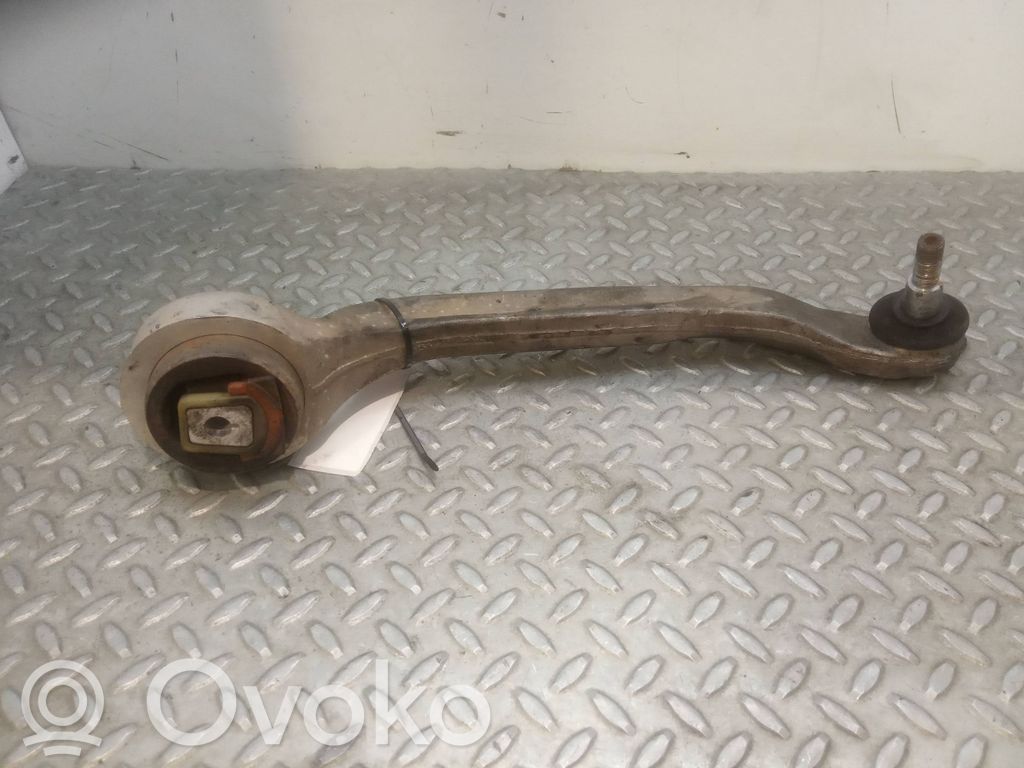 Brazo de suspensión trasero