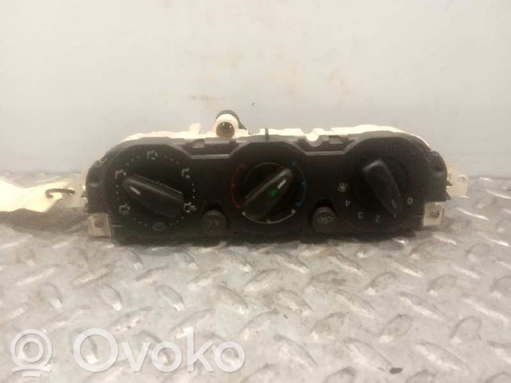 Panel klimatyzacji   3M5T19980AC,69607320