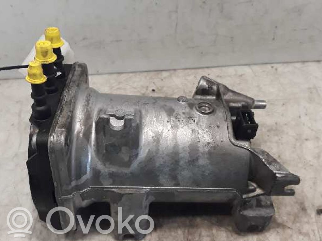 Peugeot 407 Sangle de réservoir de carburant 