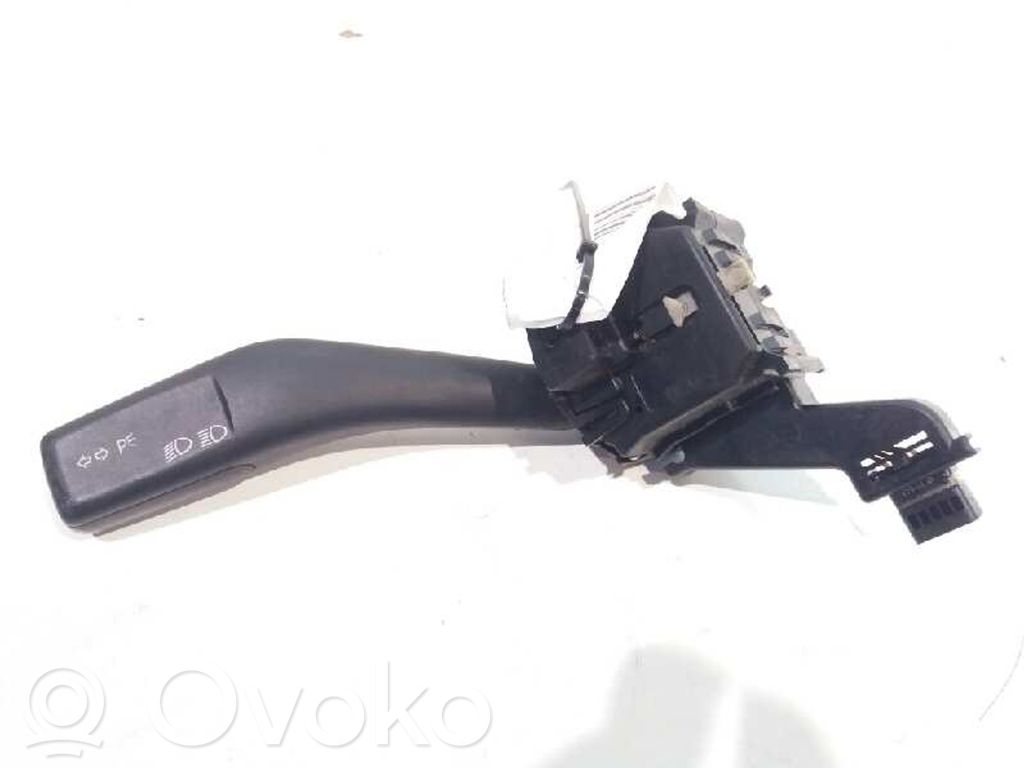 Seat Leon (1M) Commodo de clignotant 