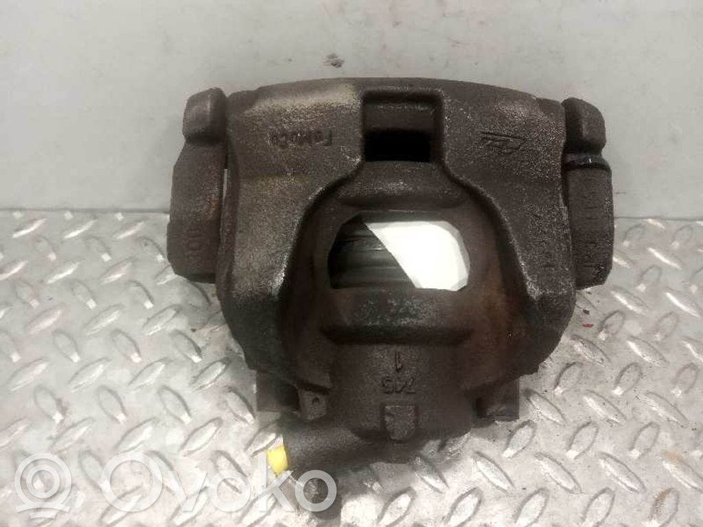 Ford Mondeo Mk III Zacisk hamulcowy przedni 