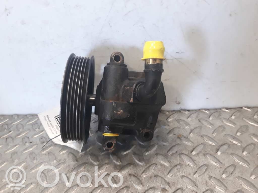 Ford Fiesta Ohjaustehostimen pumppu 