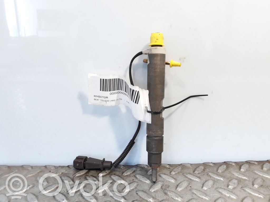 Seat Toledo I (1L) Iniettore 