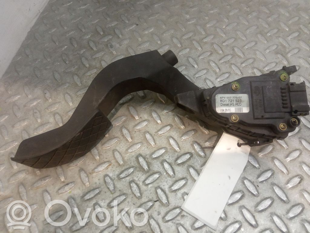 Audi A4 S4 B5 8D Acceleration sensor 