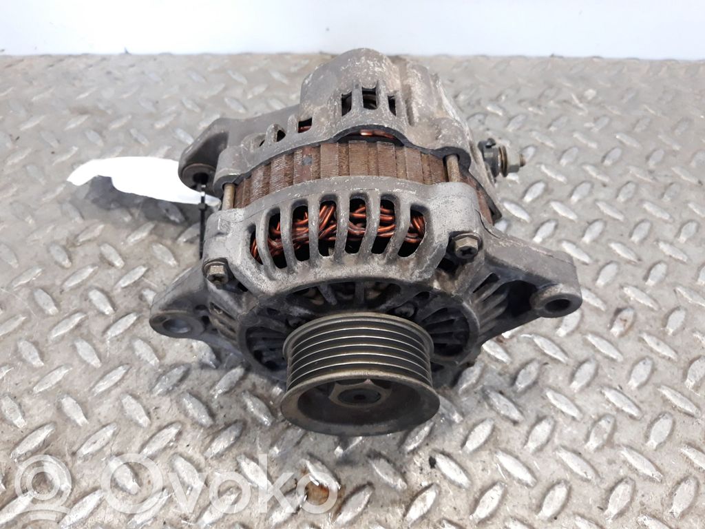 Nissan Almera N16 Alternador 