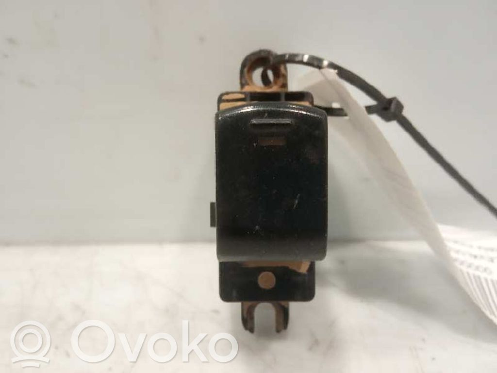 Comutator comandă geamuri electrice   25411EA003