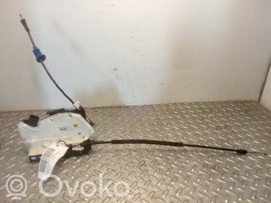 Volkswagen Passat Alltrack Zamek drzwi tylnych 