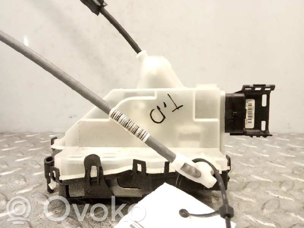 Citroen C3 Zamek drzwi tylnych 