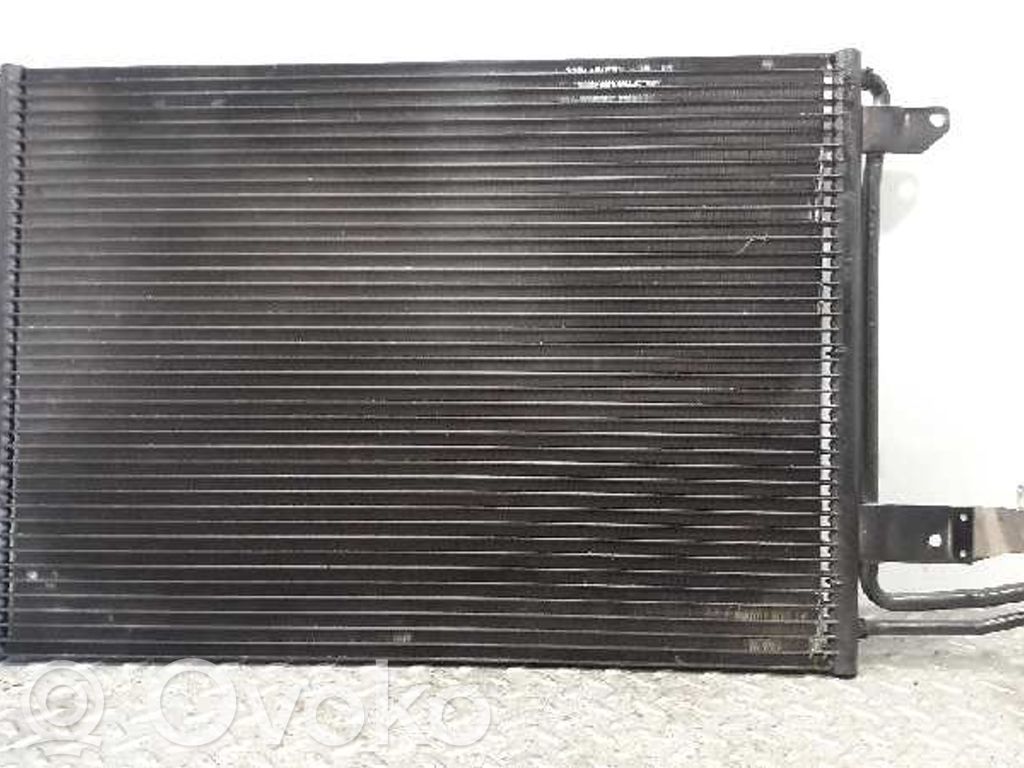 Seat Leon (1P) Radiatore di raffreddamento A/C (condensatore) 