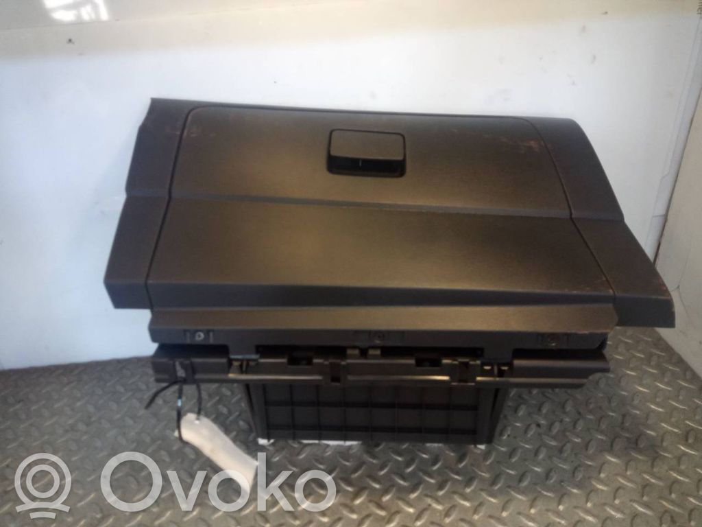 Guantera   685105FA1A