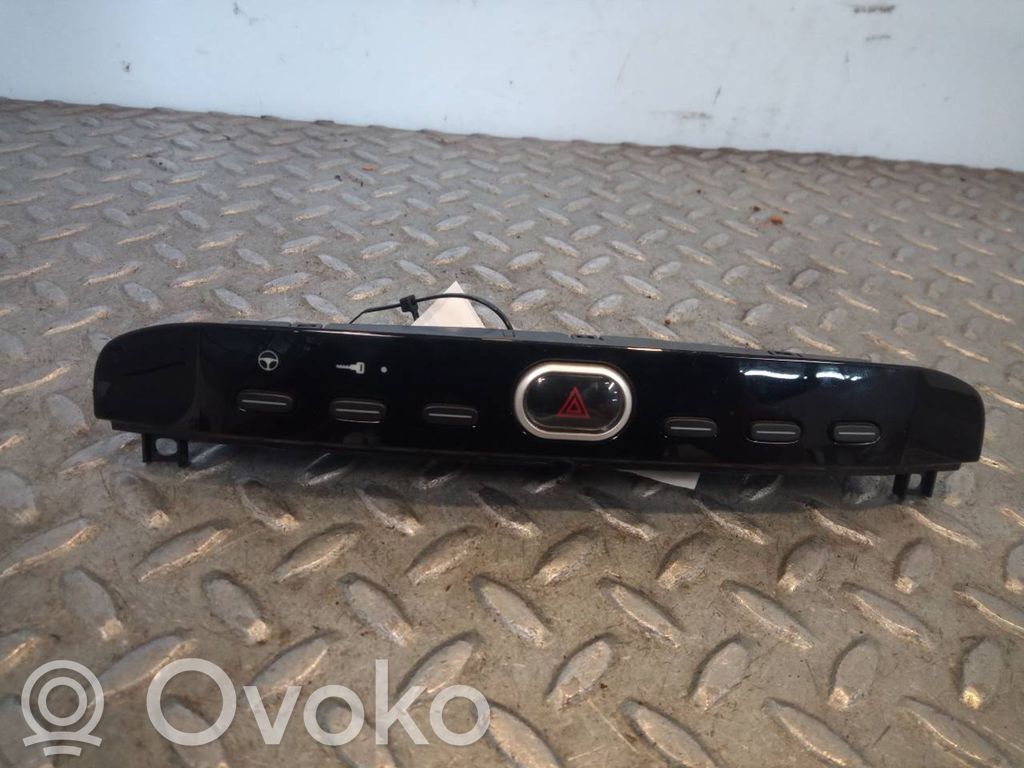 Fiat Punto (199) Przycisk świateł awaryjnych 