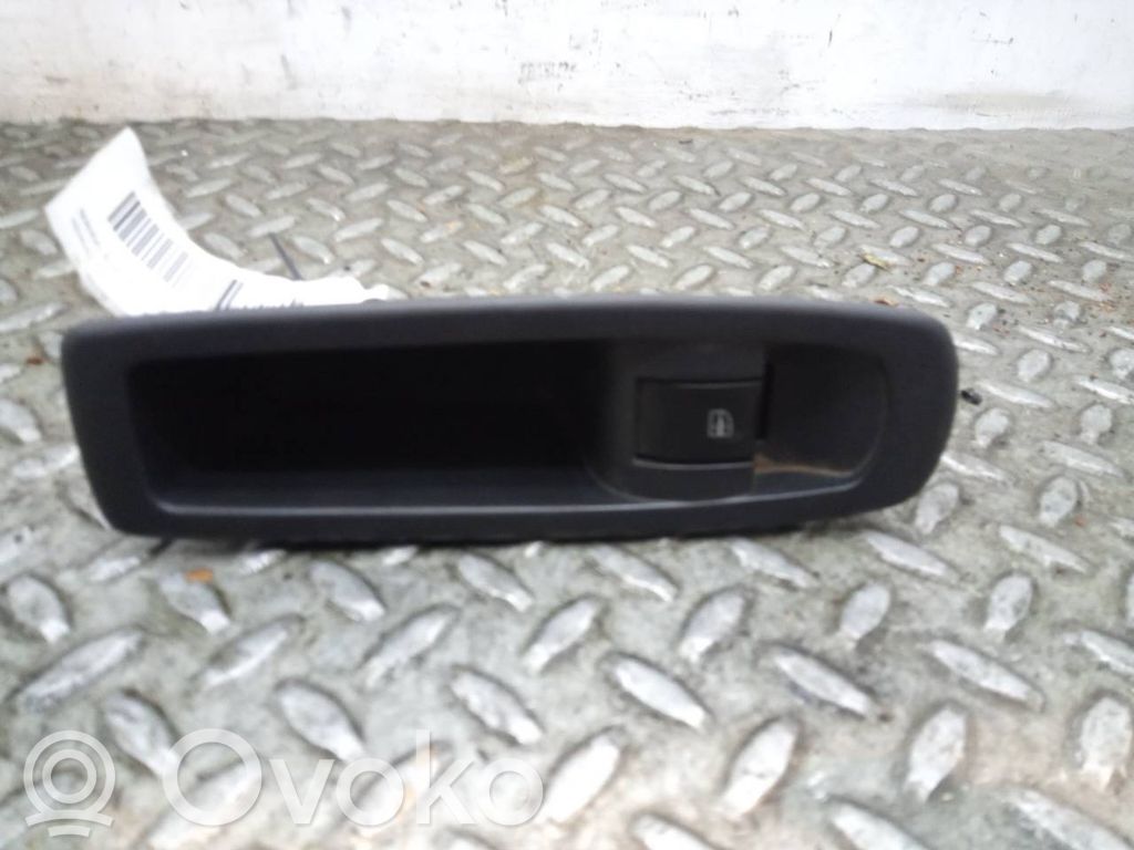 Renault Koleos I Interruptor del elevalunas eléctrico 