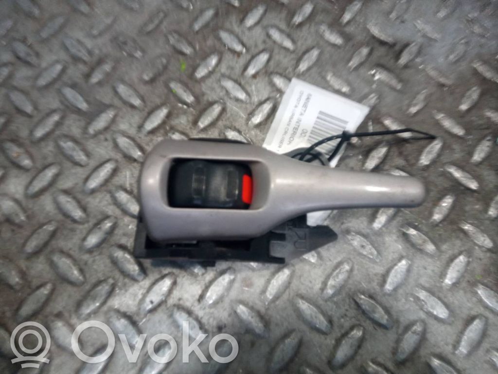 Toyota Urban Cruiser XP110 Manecilla interna puerta trasera 