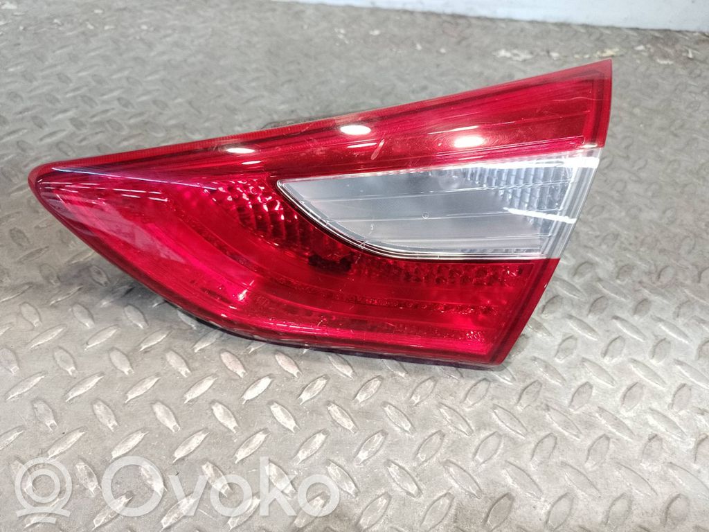 Hyundai i30 Takaluukun takavalot 