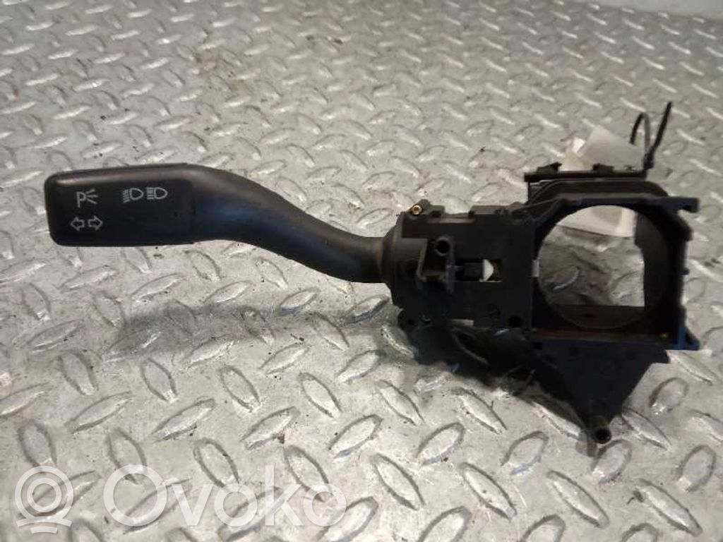 Audi A4 S4 B6 8E 8H Manetă semnalizator 