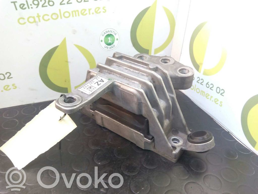 Opel Insignia A Suport tampon motor 