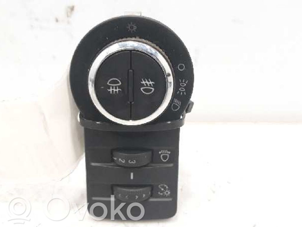 Chevrolet Corsa Comutator lumini bord 