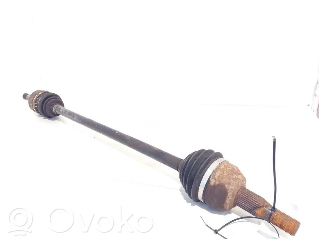 Etuvetoakseli   09118846