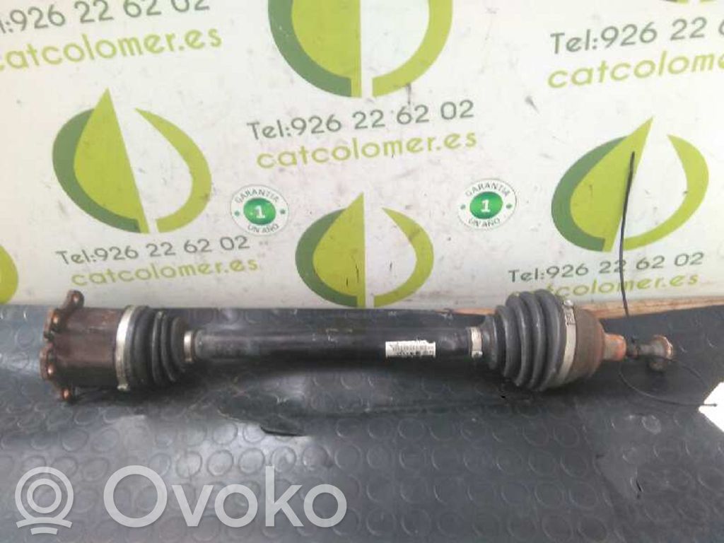 Etuvetoakseli   4F0407452AX