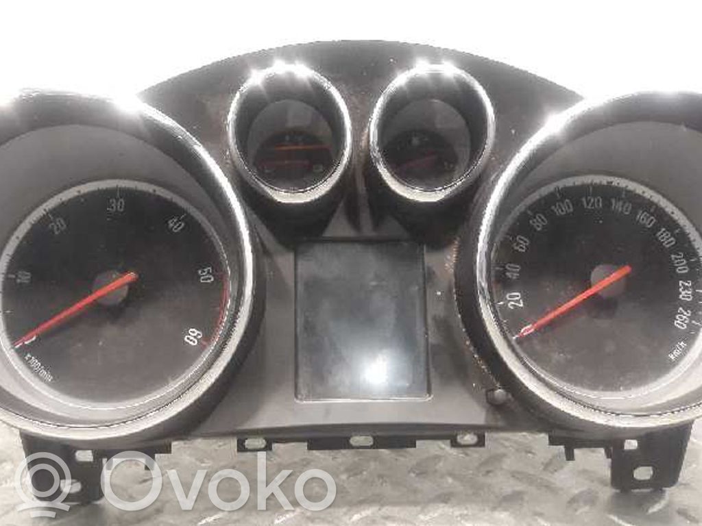 Opel Astra H Tachimetro (quadro strumenti) 