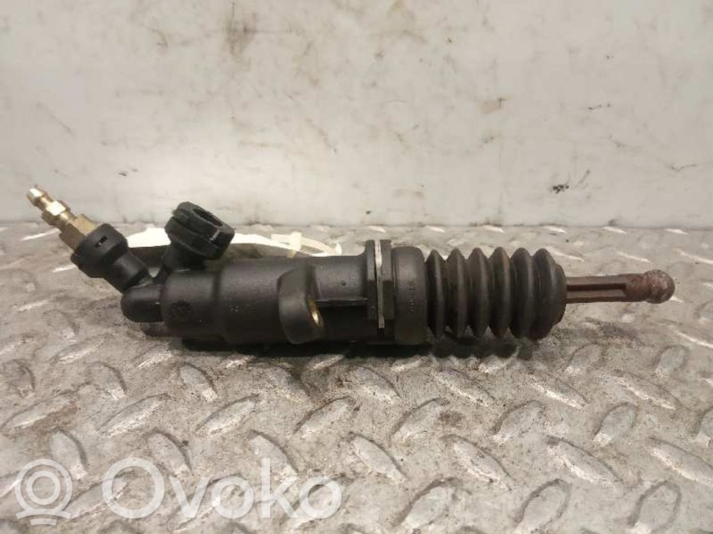 Peugeot 406 Cilindru secundar ambreiaj 
