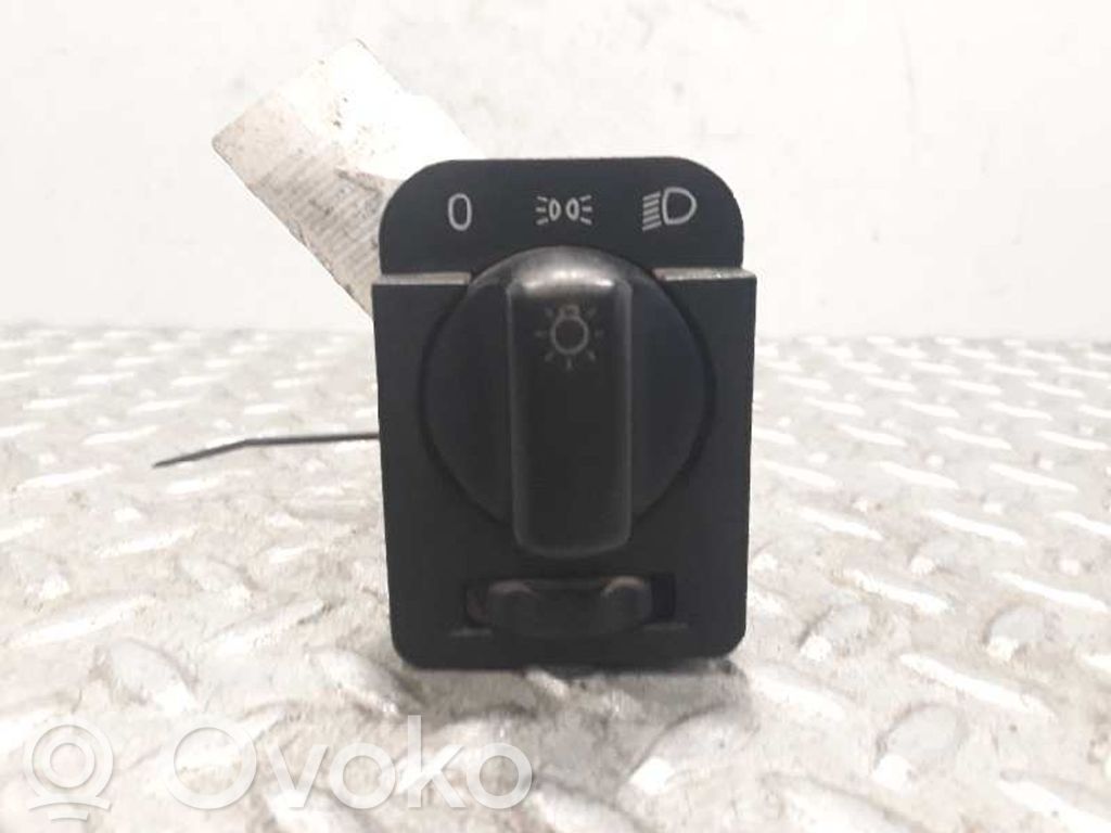 Interruptor de control del panel de luces   90481764,90481763