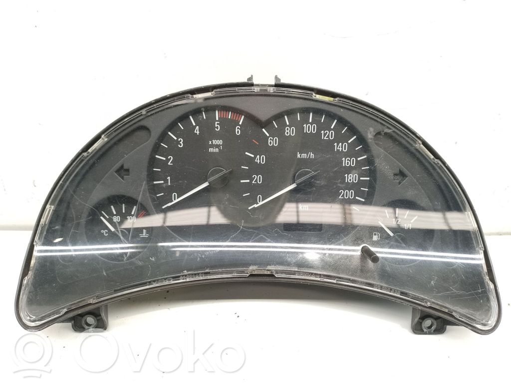 Opel Corsa C Speedometer (instrument cluster) 