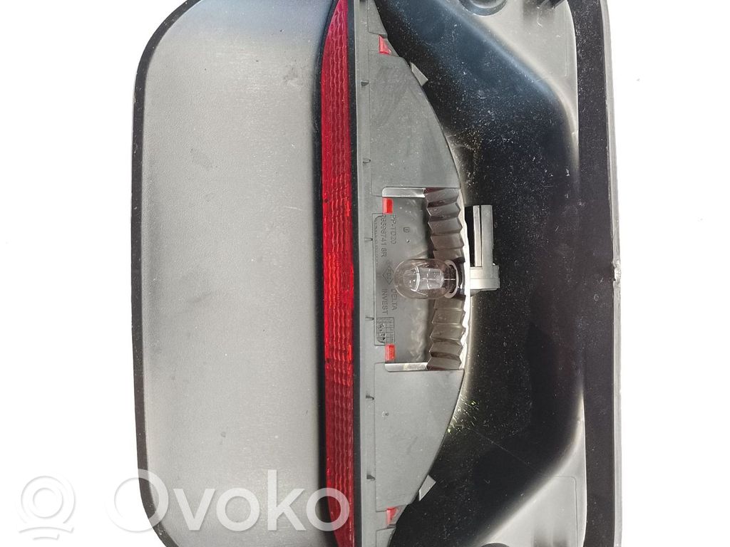 Dacia Sandero Lampă frână centrală 