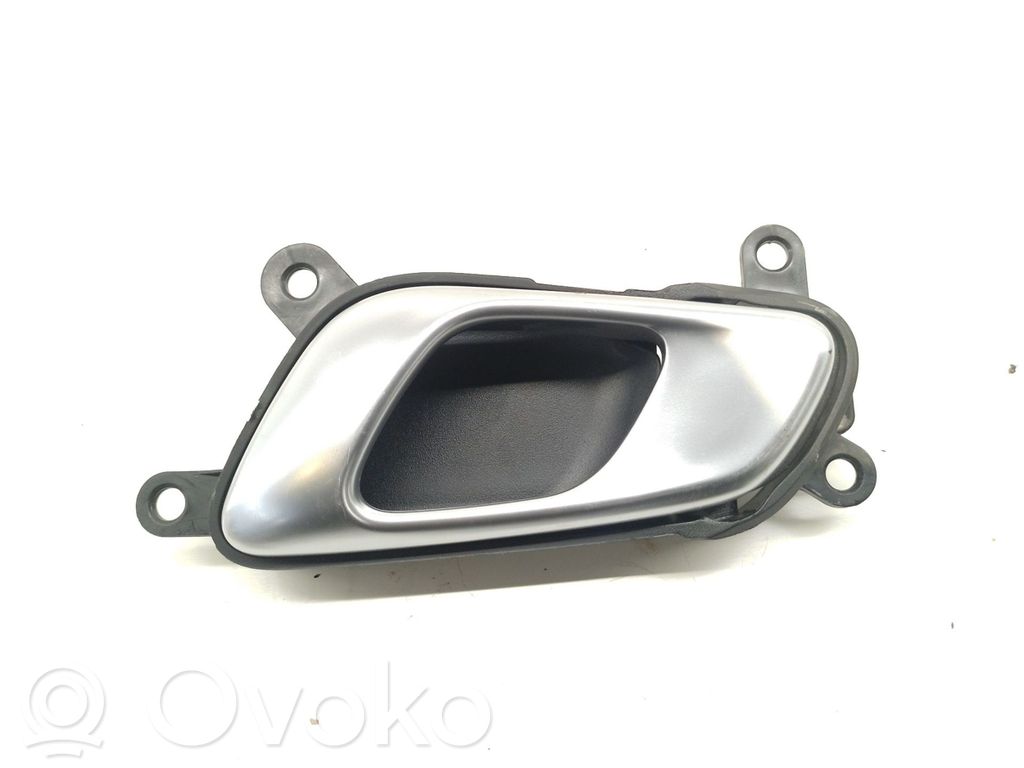 KIA Xceed Maniglia interna per portiera posteriore 