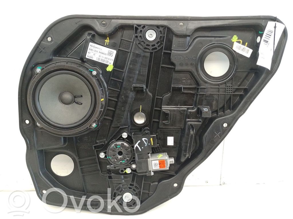 KIA Ceed Takaoven ikkunan nostin moottorilla 