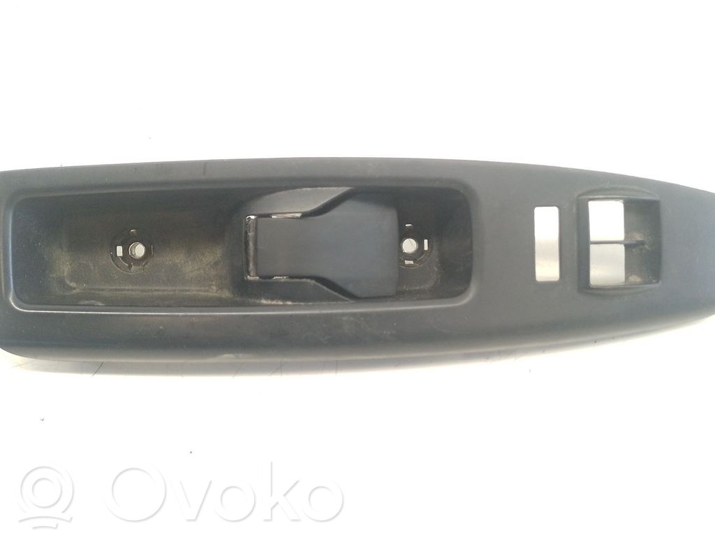 Opel Combo E Front door interior handle 