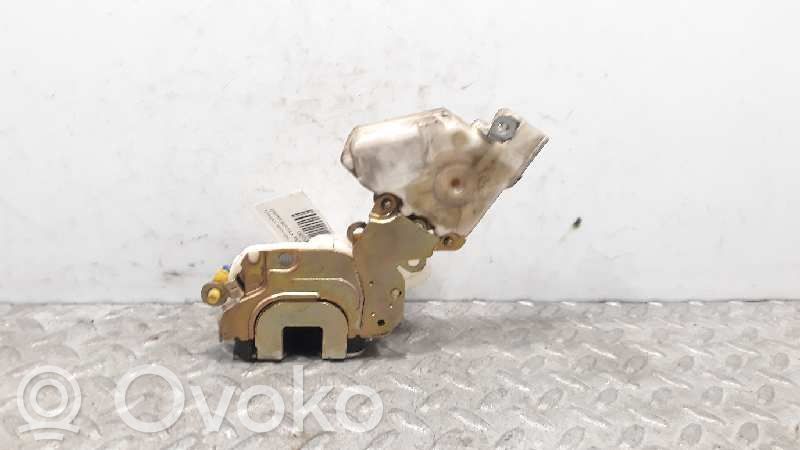 Nissan Terrano Front door lock 