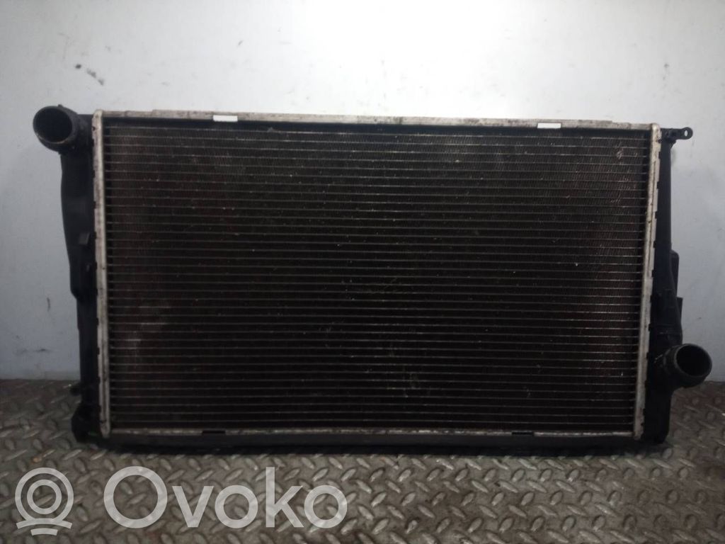 BMW 1 E81 E87 Coolant radiator 