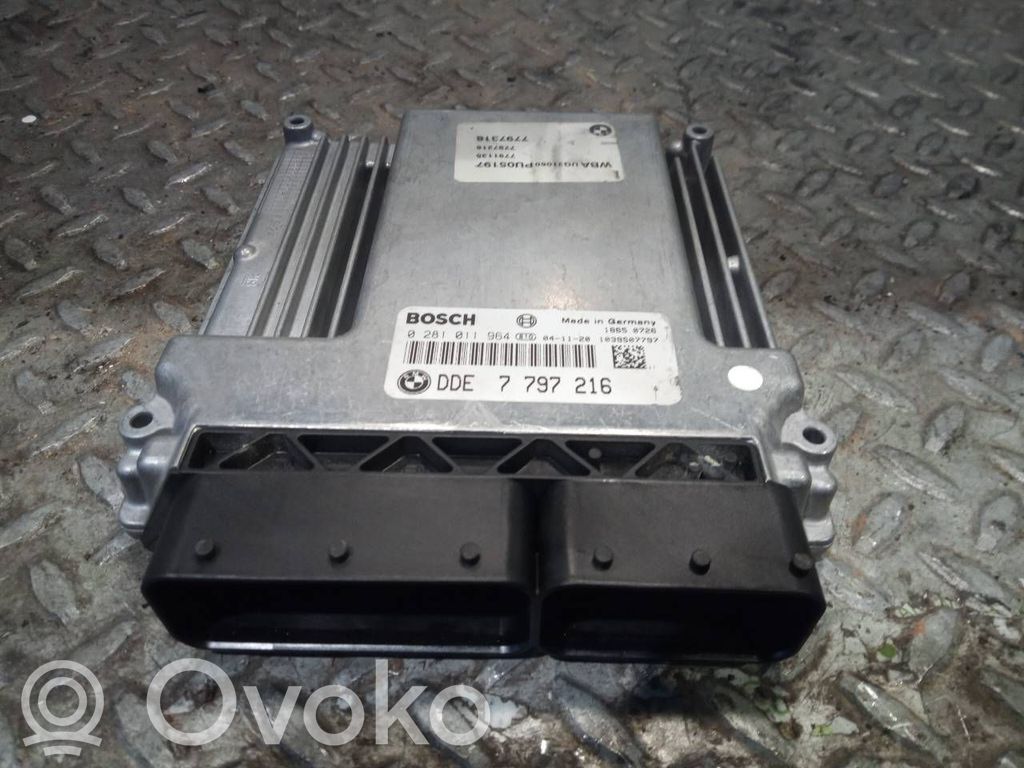 BMW 1 E81 E87 Door central lock control unit/module 