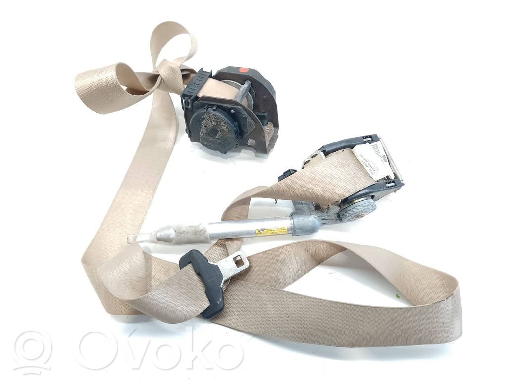 Takaistuimen turvavyö   00063774B
