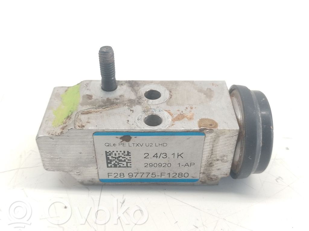 KIA Sportage Radiator răcire A/C (condensor) 