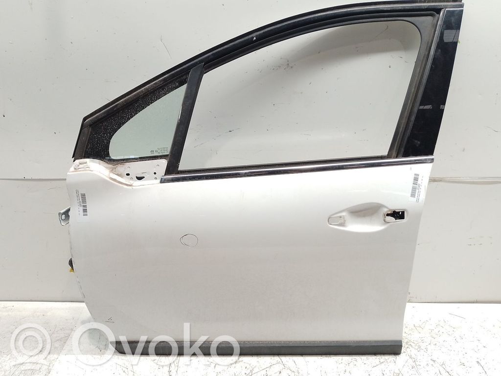 Peugeot 2008 I Puerta delantera 