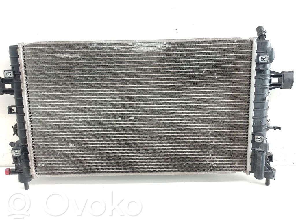 Opel Astra G Aušinimo skysčio radiatorius 