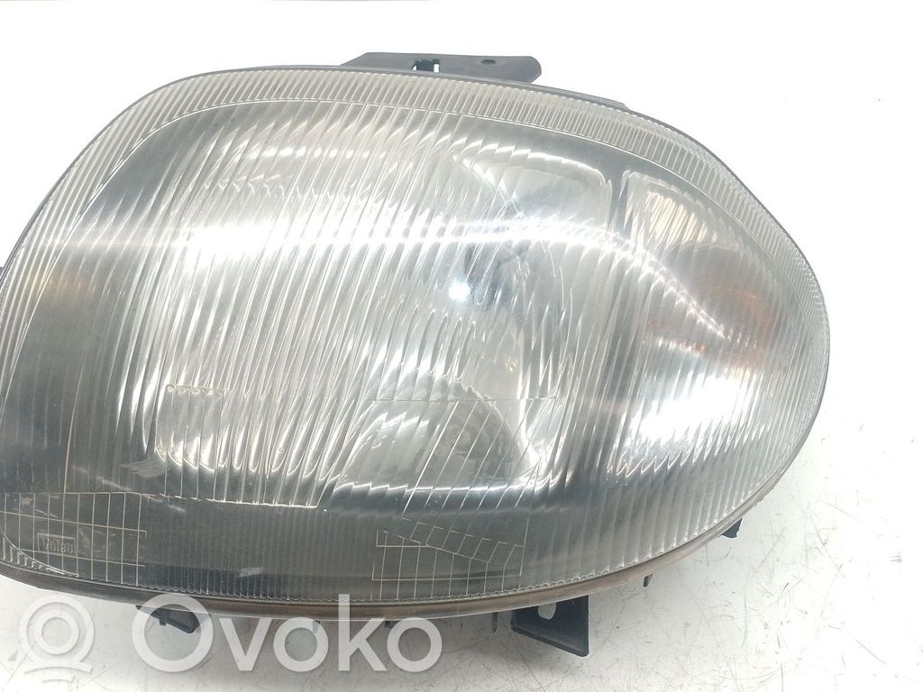 Renault Clio II Phare frontale 