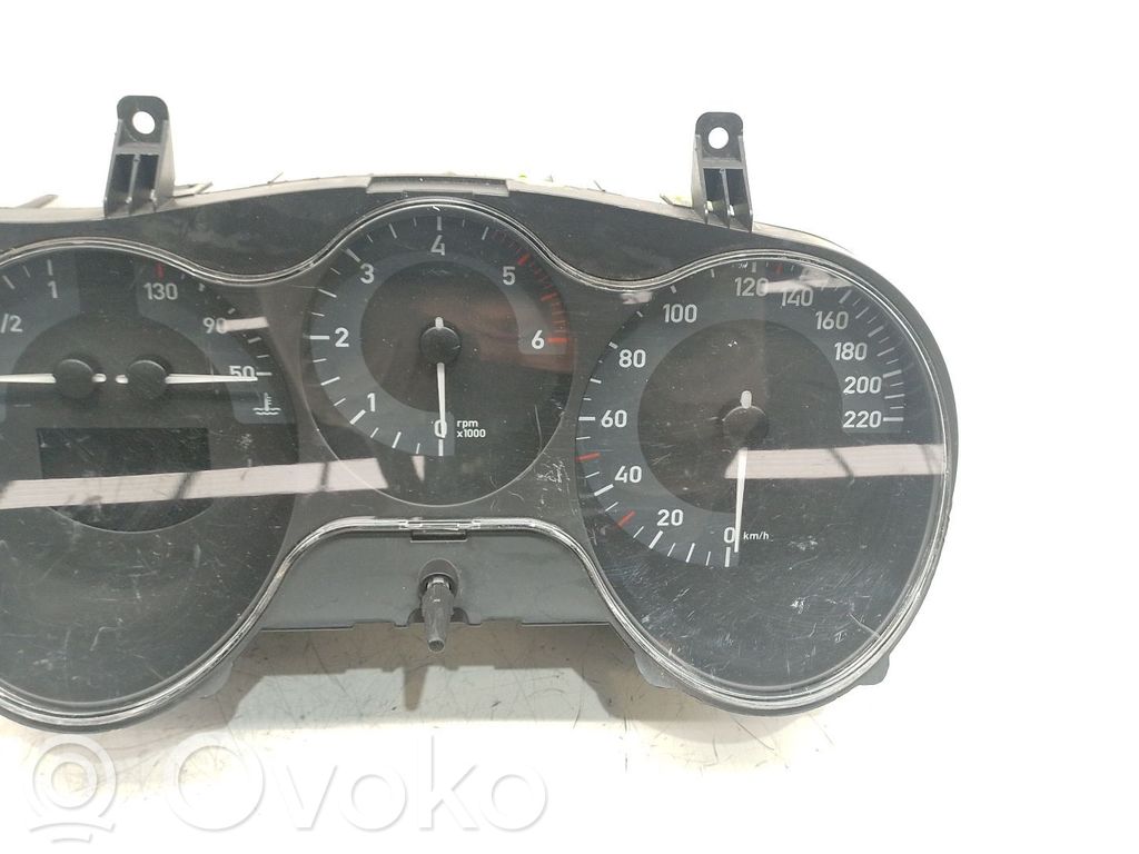 Seat Leon (1P) Speedometer (instrument cluster) 