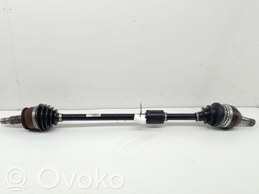 Opel Astra H Etuvetoakseli 