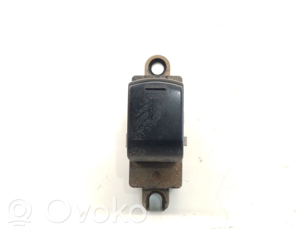 Electric window control switch   25411EA00A,25411EA00A,25411EA00A