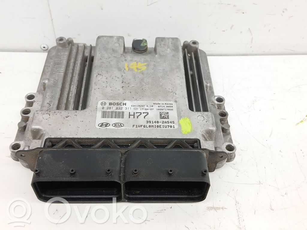 Hyundai i40 Door central lock control unit/module 