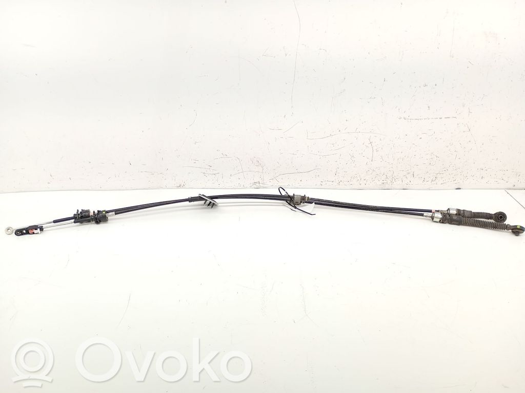 Mazda CX-5 Gear shift cable linkage 