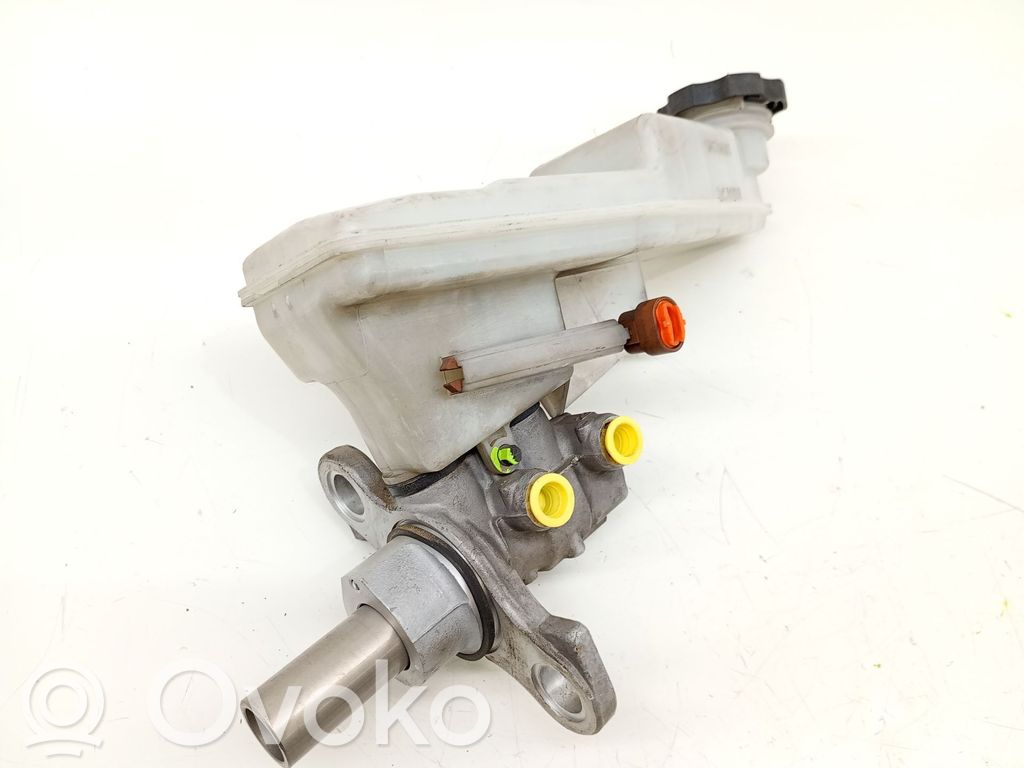 Opel Astra K Jarrutehostin 