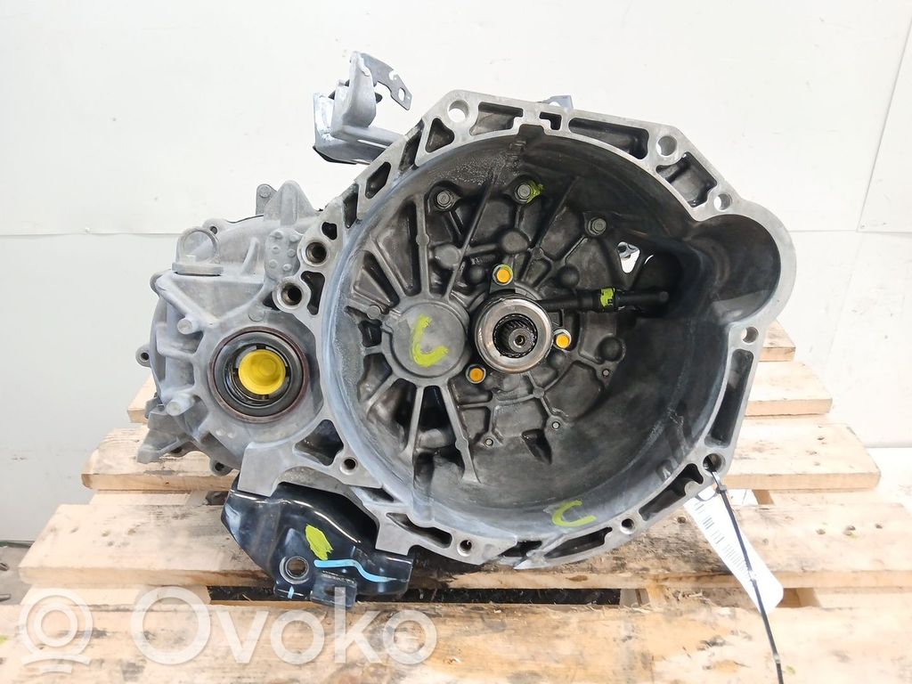 KIA Stonic 5 Gang Schaltgetriebe